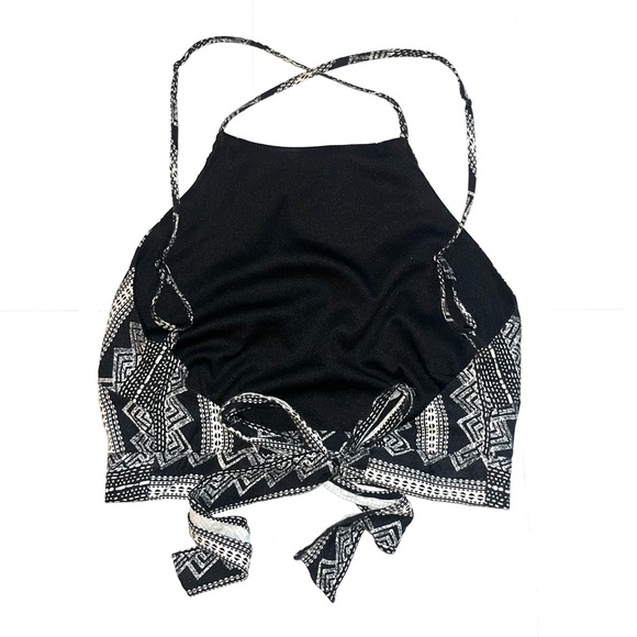 Fashion on earth by Dry Goods cotton black and white print high neck halter top - Picture 2 of 10